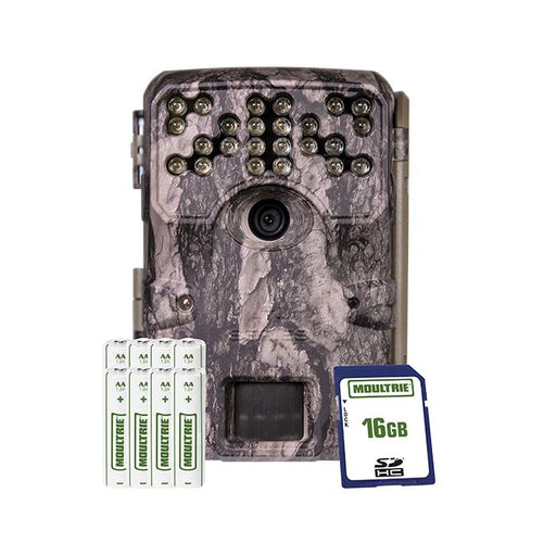 Trail Camera Bundle eight AA batterirs and 16GB SD card