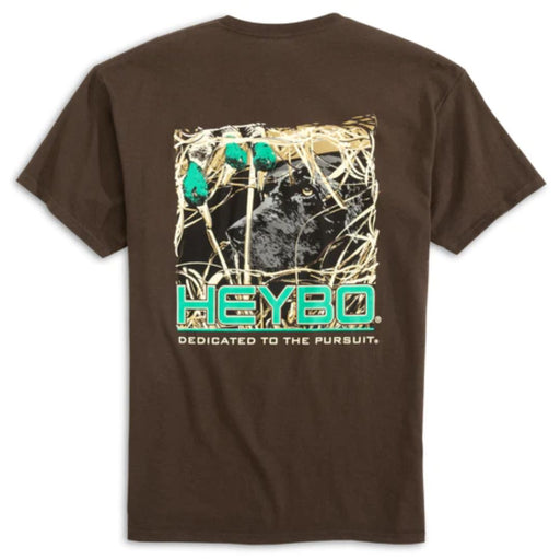 Brown tee with dog in hunting blind HeyBo Maggie In Blind Short Sleeve