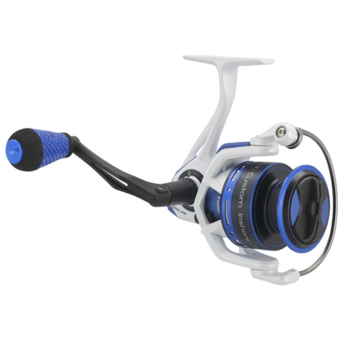 Lew's spinning fishing reel white blue and black