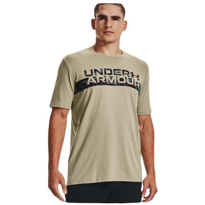 Under Armour Men's UA Camo Chest Stripe Short Sleeve